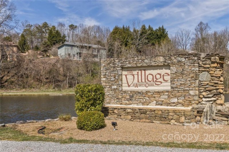 Property image 3 at 20 Pine Ridge Trail, Arden, NC 28704