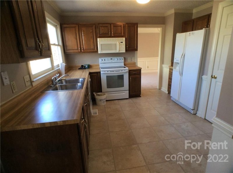 Property image 4 at 3900 Brownes Ferry Road, Charlotte, NC 28269