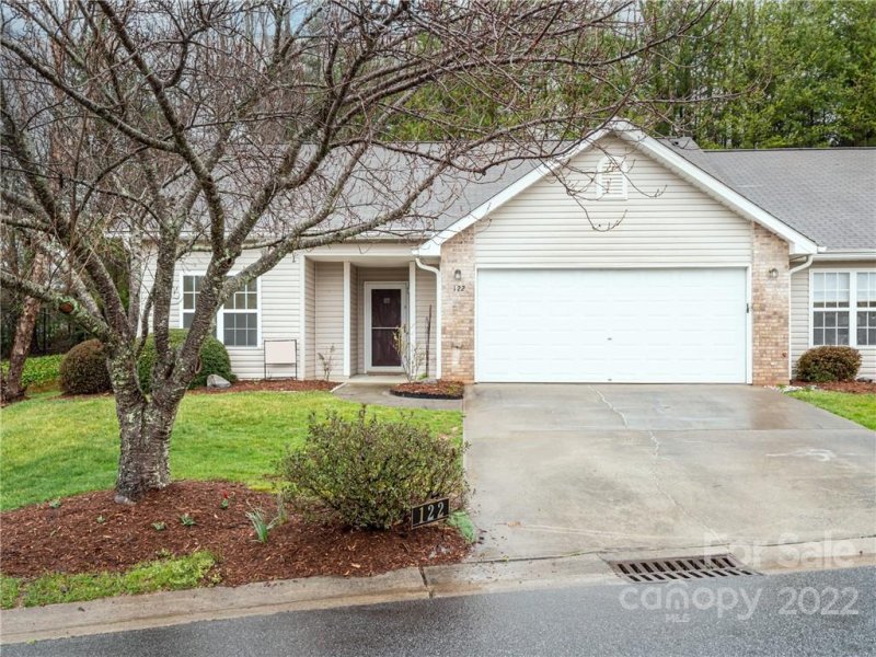 122 Wiltshire Circle