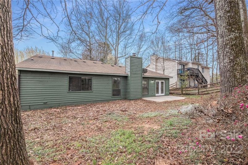 Property image 4 at 4607 Cricklewood Lane, Charlotte, NC 28212
