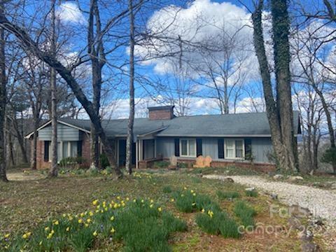 5365 Pine Ridge Drive