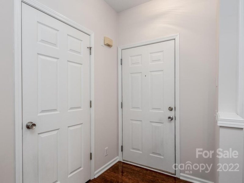 Property image 4 at 3142 Margellina Drive, Charlotte, NC 28210