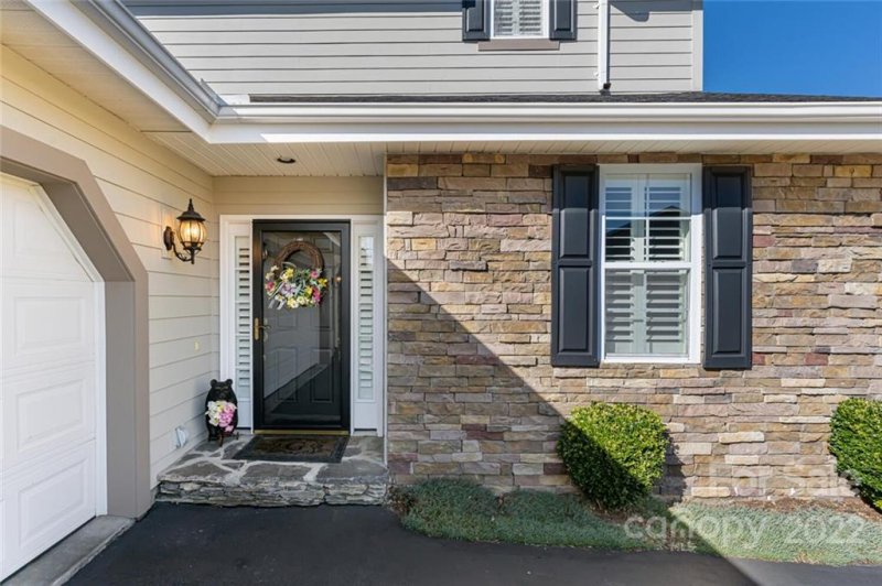 Property image 3 at 185 Towne Place Drive, Hendersonville, NC 28792