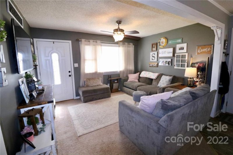 Property image 2 at 2402 Maplewood Drive, Gastonia, NC 28052