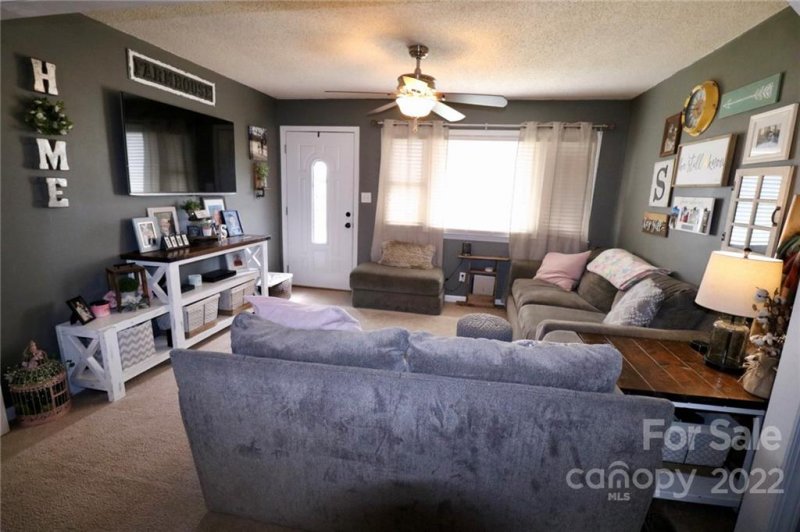 Property image 3 at 2402 Maplewood Drive, Gastonia, NC 28052