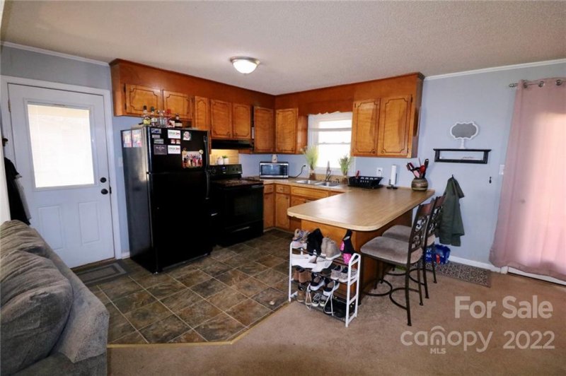 Property image 4 at 2402 Maplewood Drive, Gastonia, NC 28052