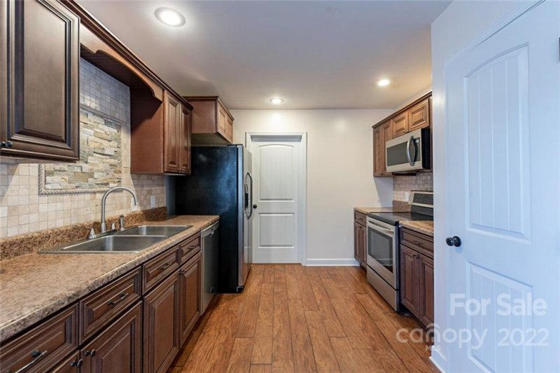 Property image 4 at 220 Eagle Creek Road, Clover, SC 29710