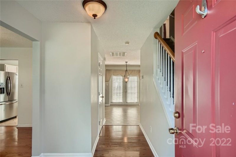 Property image 4 at 12118 Chantress Lane, Charlotte, NC 28215