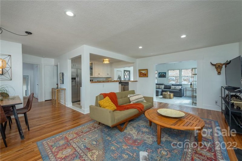 Property image 3 at 52 Cleveland Avenue, Asheville, NC 28803