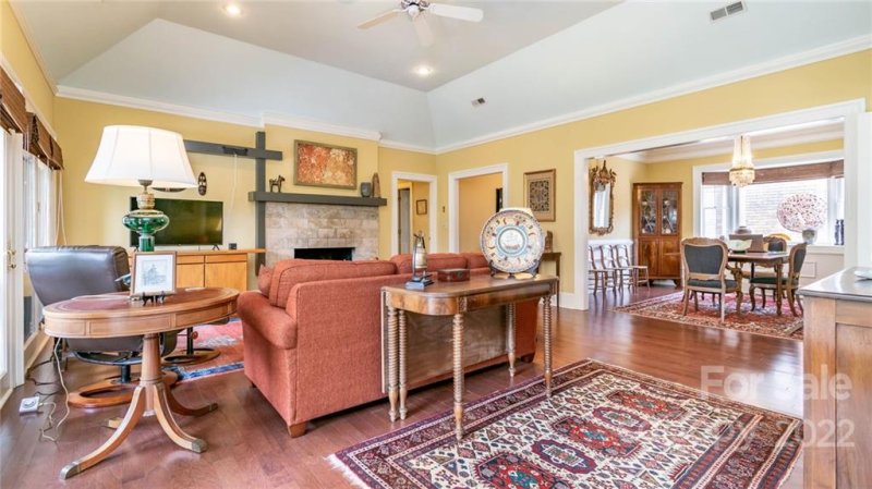 Property image 4 at 133 Glenbrook Drive, Hendersonville, NC 28739