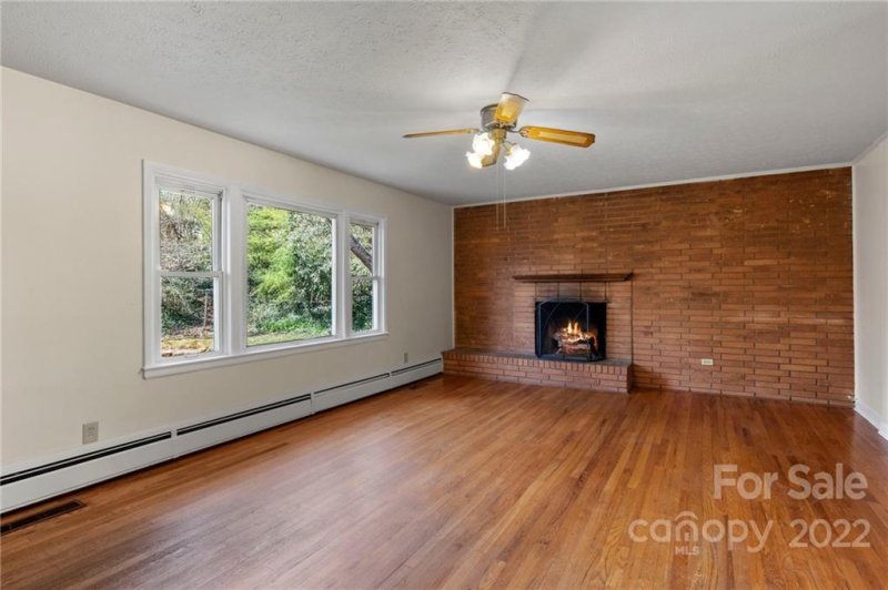 Property image 4 at 13 Pinehurst Road, Asheville, NC 28805