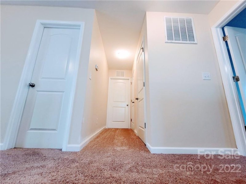 Property image 4 at 722 Mountain Quail Drive, Charlotte, NC 28216