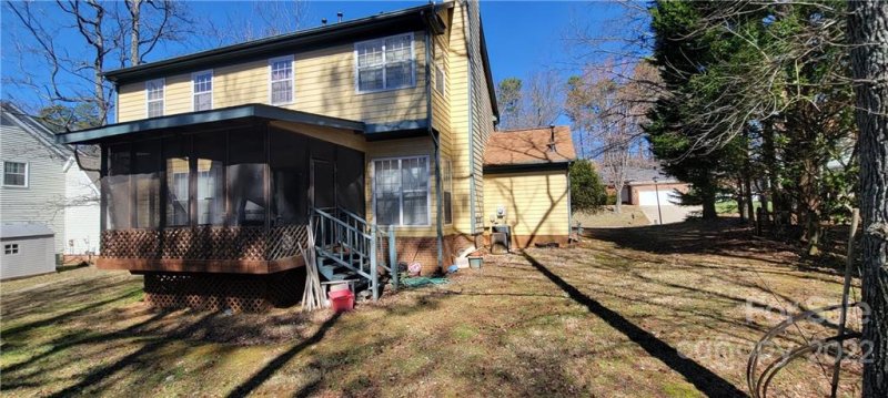 Property image 4 at 5525 Ashbluff Court, Charlotte, NC 28216