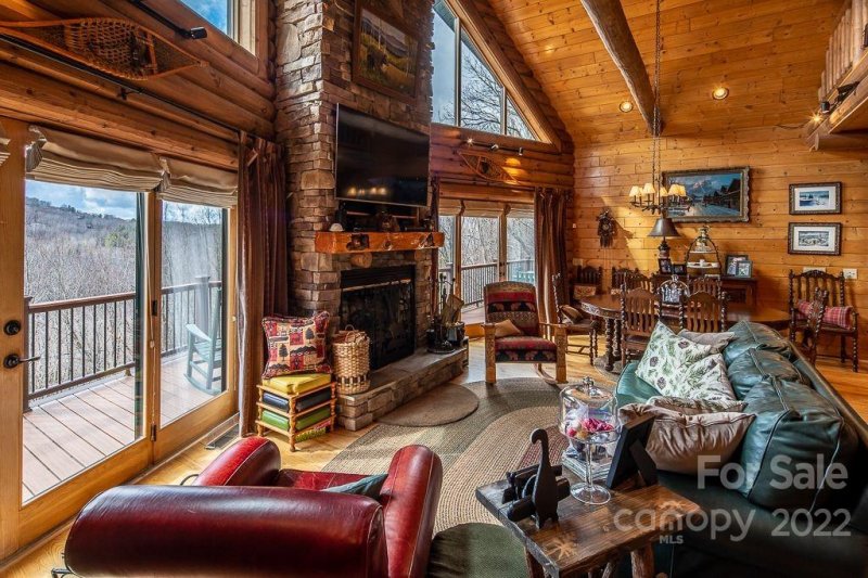 Property image 5 at 108 W Blueberry Lane, Beech Mountain, NC 28604