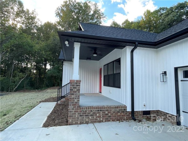 Property image 4 at 1212 Mason Way, Mount Holly, NC 28120