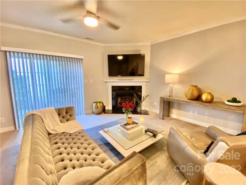 Property image 4 at 7014 Elm Hill Court, Charlotte, NC 28217