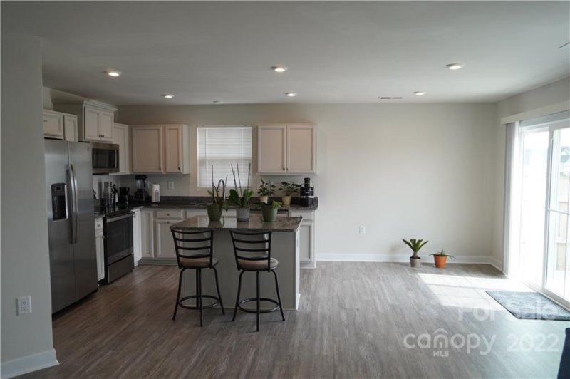 Property image 3 at 4128 Mackinnon Drive, Charlotte, NC 28214