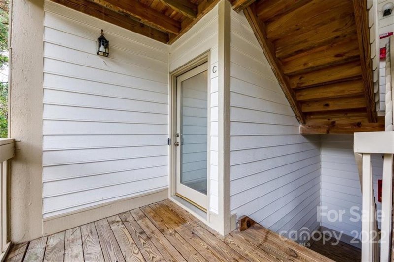 Property image 3 at 1041 Churchill Downs Court, Charlotte, NC 28211