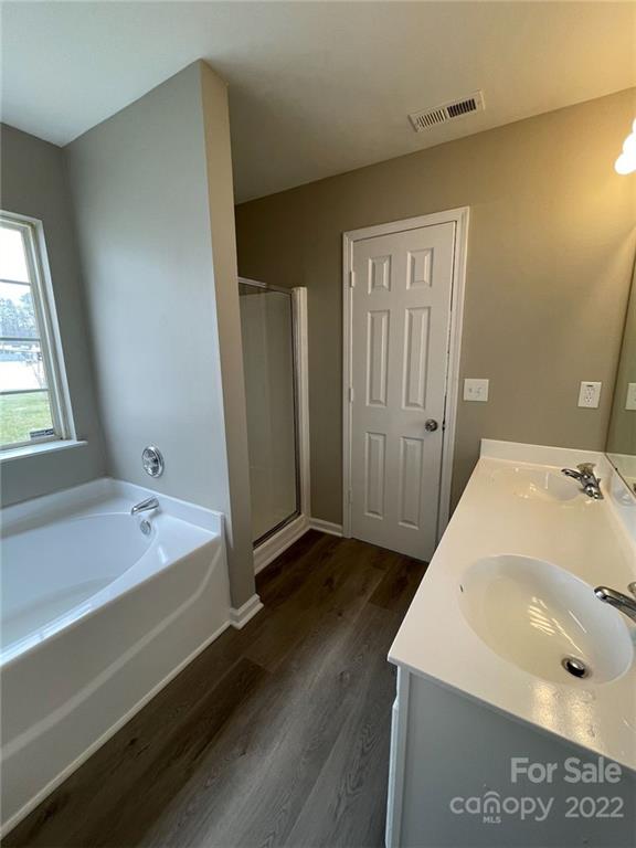 Property image 4 at 906 Corvus Court, Charlotte, NC 28216