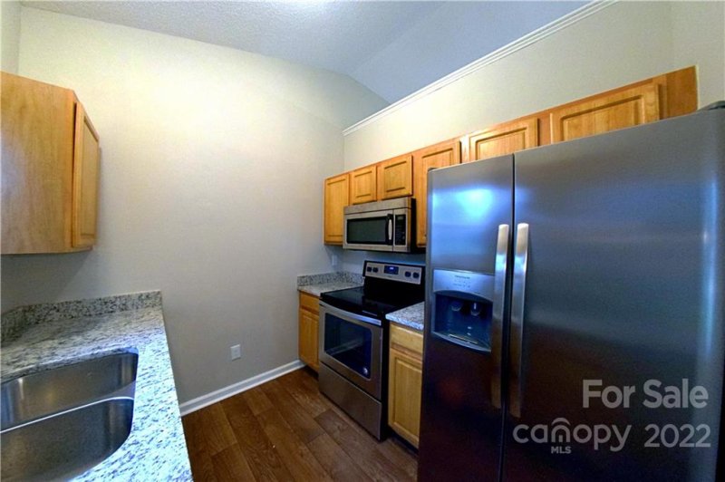 Property image 3 at 1928 Nigel Court, Charlotte, NC 28213