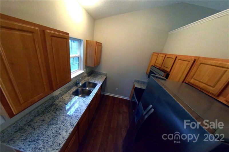 Property image 4 at 1928 Nigel Court, Charlotte, NC 28213