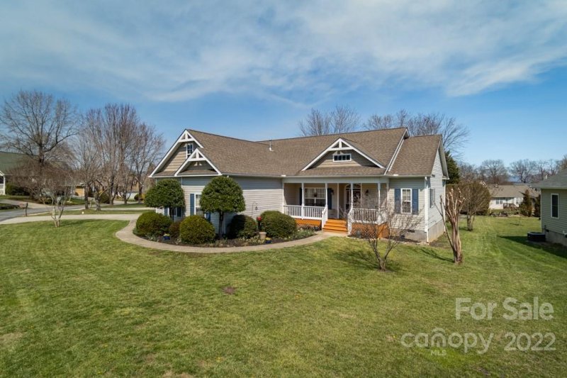 Property image 2 at 126 Beaver Dam Drive, Mills River, NC 28759