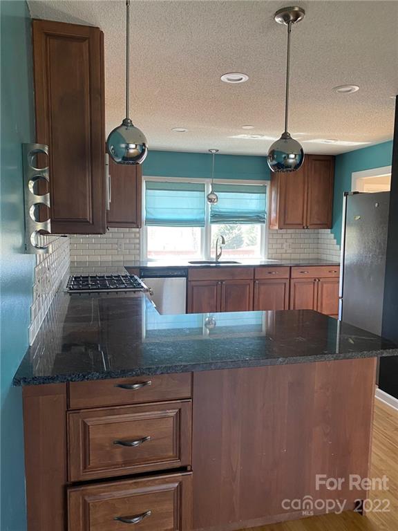 Property image 5 at 1653 Magnum Road, Hickory, NC 28602