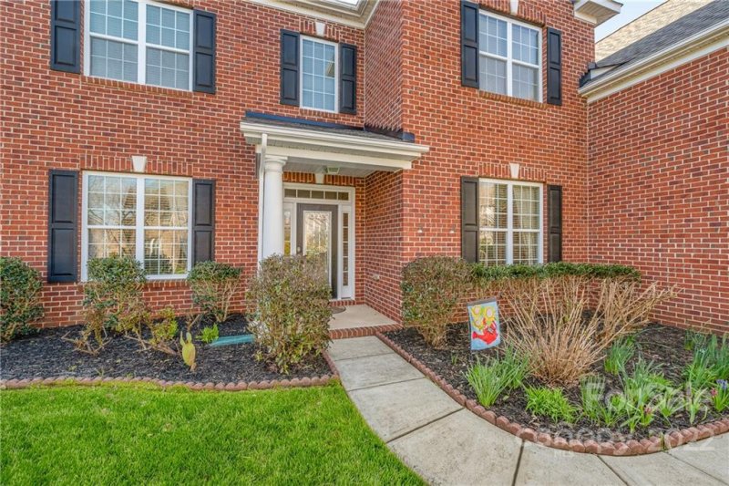 Property image 3 at 9619 Woburn Road, Charlotte, NC 28277