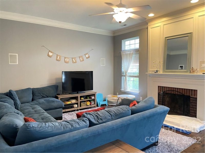 Property image 4 at 2825 Whaleys Court, Charlotte, NC 28273