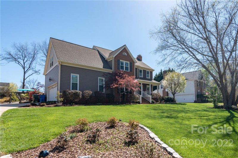 Property image 2 at 683 Franklin Grove Drive, Mooresville, NC 28115