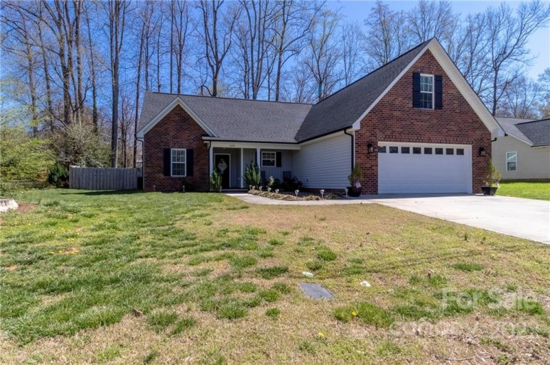 Property image 3 at 1441 Independence Square, Kannapolis, NC 28081