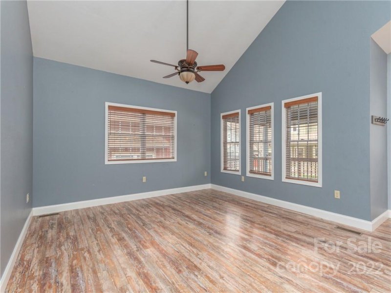 Property image 5 at 19 Sapling Lane, Waynesville, NC 28786