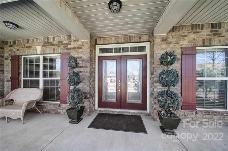 Property image 2 at 14740 Madison Hill Court, Charlotte, NC 28273