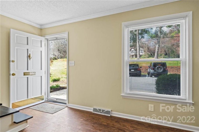 Property image 5 at 820 6th Street, Hickory, NC 28601