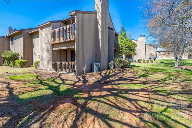 Property image 3 at 311 Mallard Head Lane, Mooresville, NC 28117