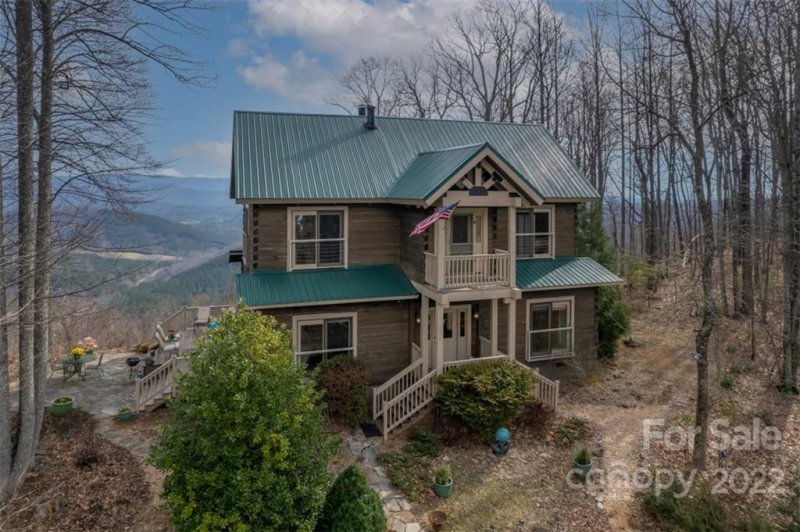 347 Valleyview Drive