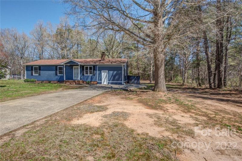 Property image 3 at 4915 Jamee Drive, Gastonia, NC 28056