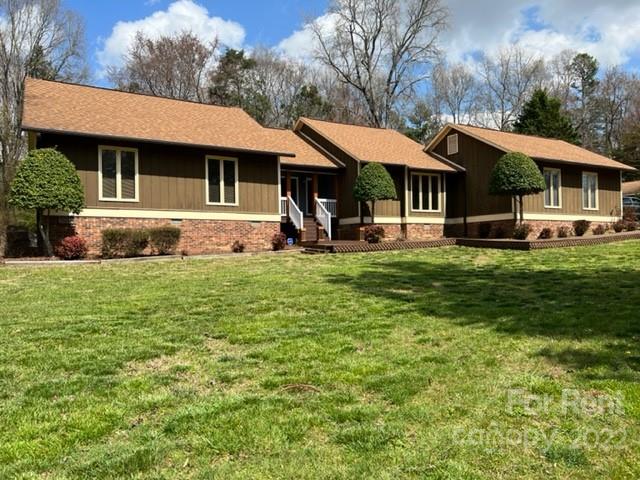 4427 Rolling Acres Road