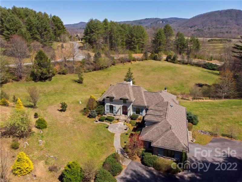 Property image 5 at 31 Piccadilly Place, Brevard, NC 28712