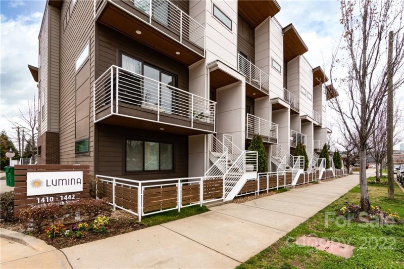 1416 S Church Street