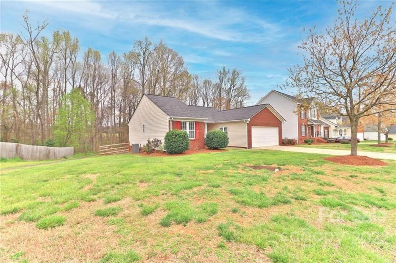 Property image 2 at 3316 Continental Drive, Monroe, NC 28110