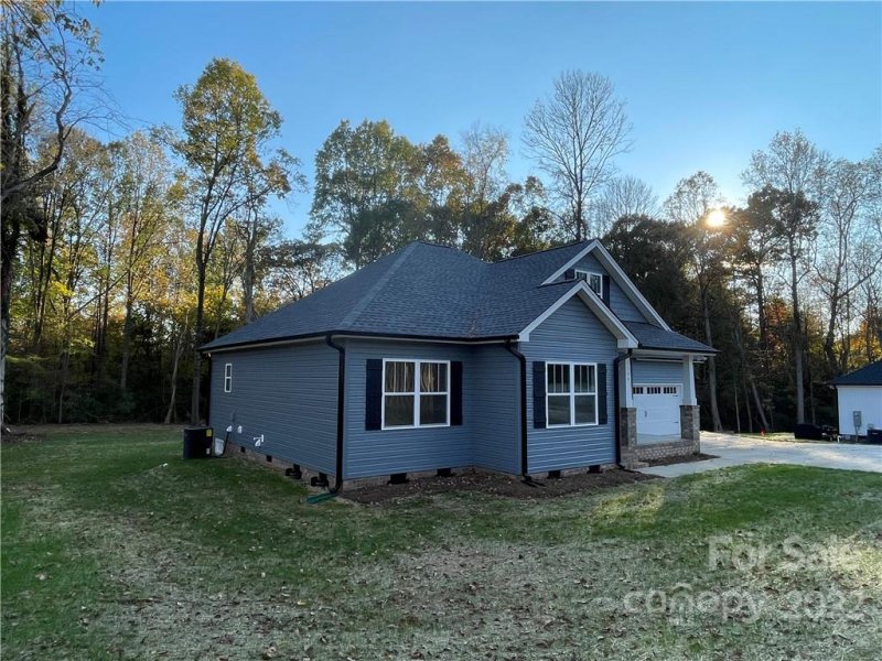 Property image 3 at 1209 Mason Way, Mount Holly, NC 28120