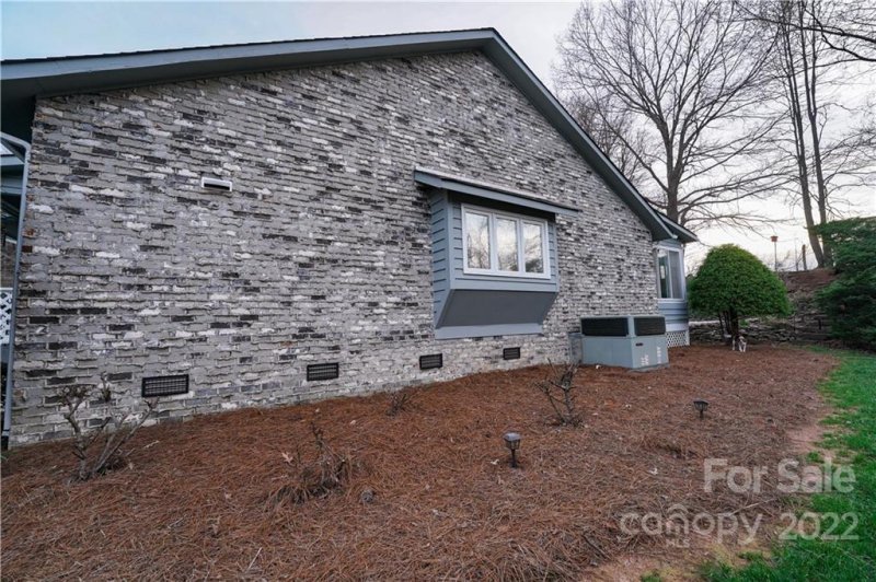 Property image 2 at 1502 Wellington Hills Circle, Salisbury, NC 28147