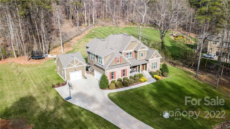 Property image 2 at 129 Flowering Cherry Lane, Mooresville, NC 28117
