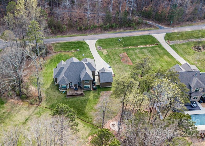 Property image 5 at 129 Flowering Cherry Lane, Mooresville, NC 28117