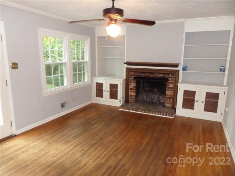 Property image 4 at 1008 Brantham Court, Charlotte, NC 28211