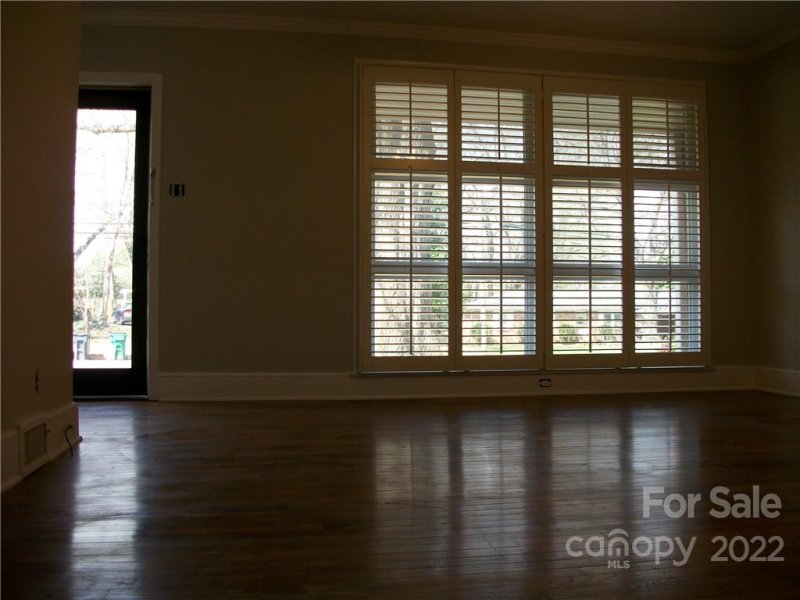 Property image 4 at 4649 Woodlark Lane, Charlotte, NC 28211