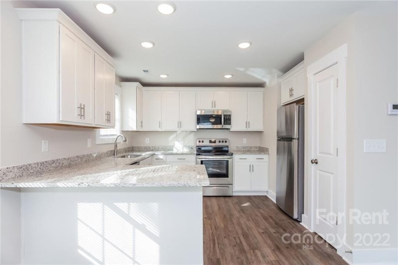 Property image 5 at 2330 Myrtle Avenue, Gastonia, NC 28052