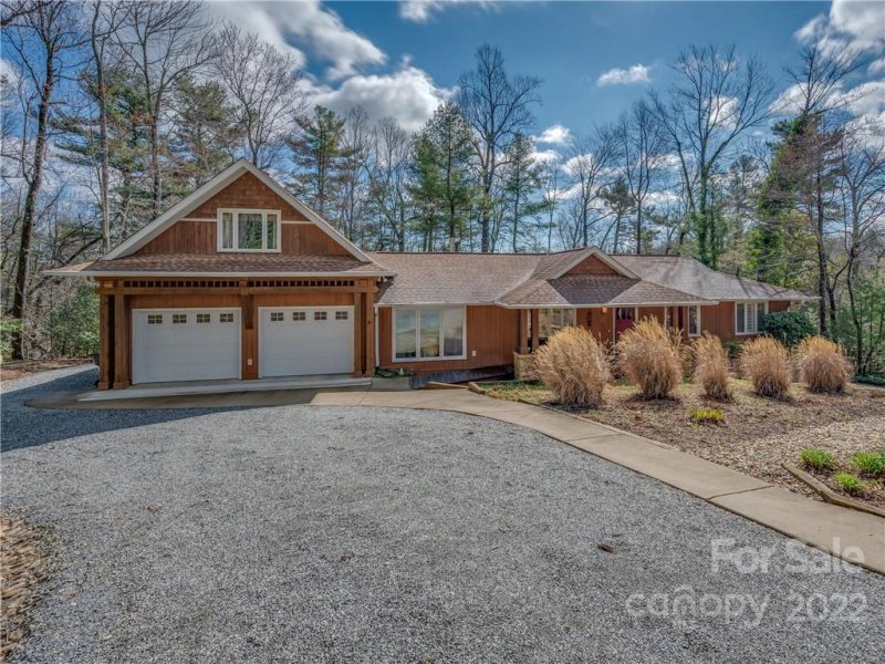 Property image 4 at 376 Whispering Woods Drive, Saluda, NC 28773