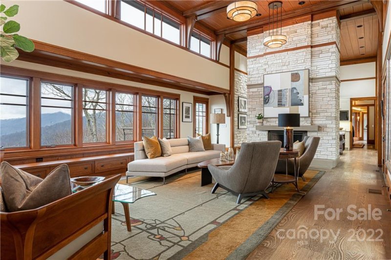 Property image 2 at 180 Skycliff Drive, Asheville, NC 28804